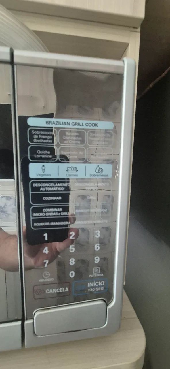 LG Micro-ondas Grill de 30 Litros - Foto 2