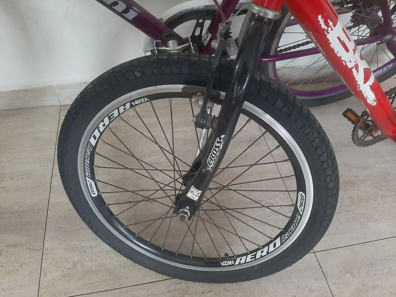 Bicicleta aro 20 - Foto 3