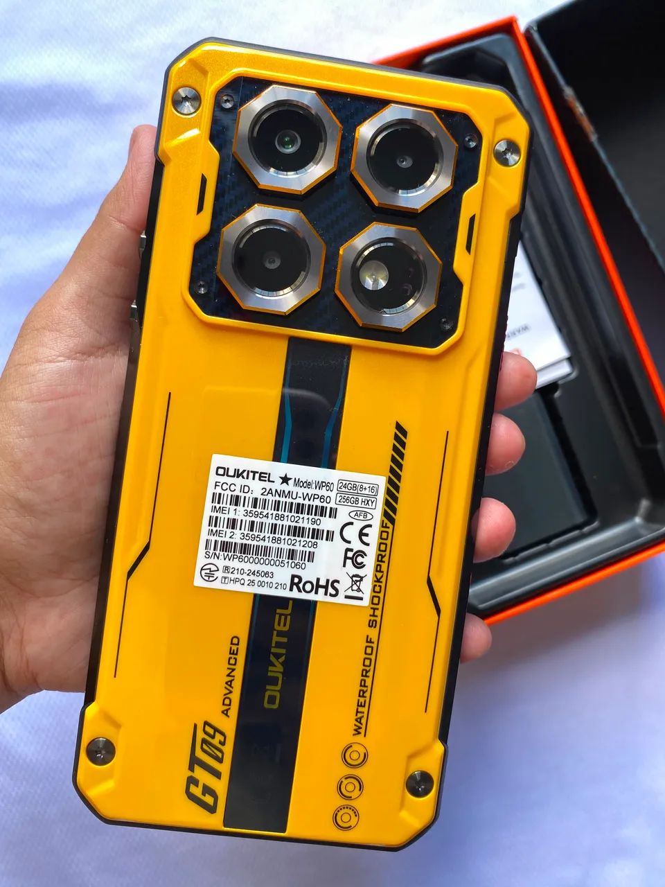 Celular oukitel w60 novo