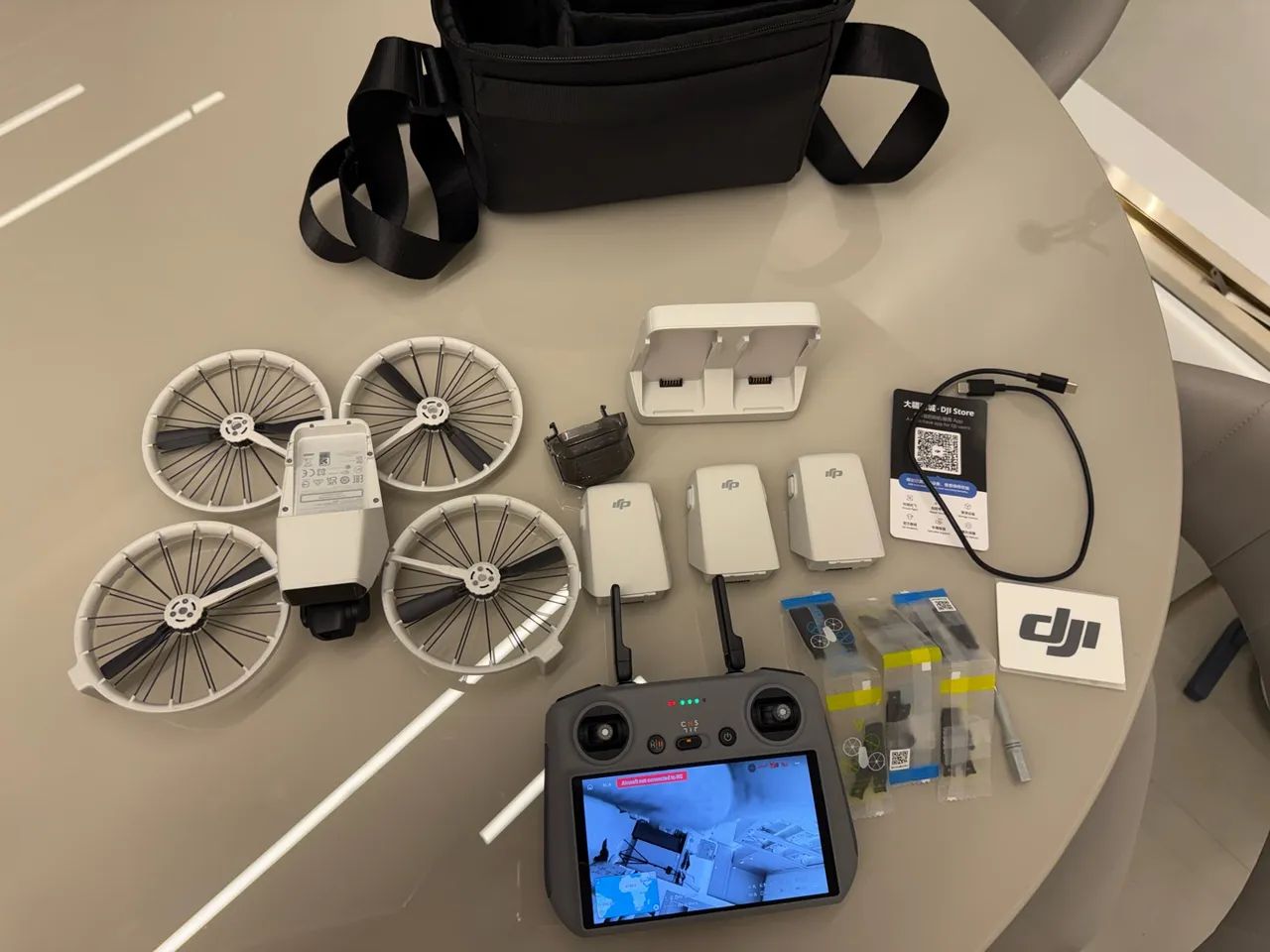 Drone DJI FLIP combo completo com menos de 5 horas de uso.  - Foto 3
