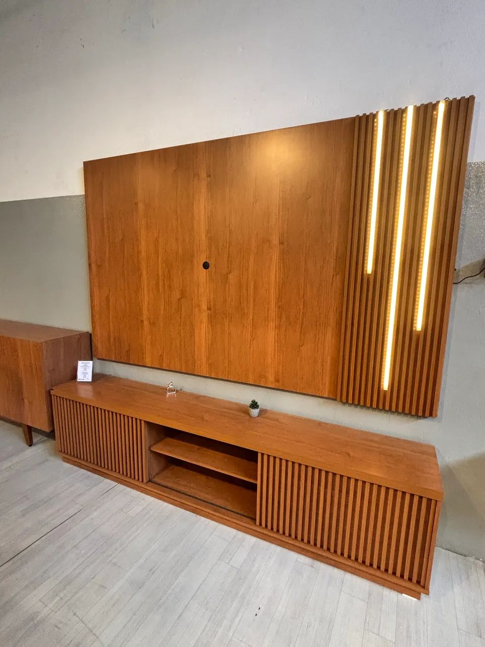 Painel e rack MDF com led 12x R$ 166,66 - Foto 2