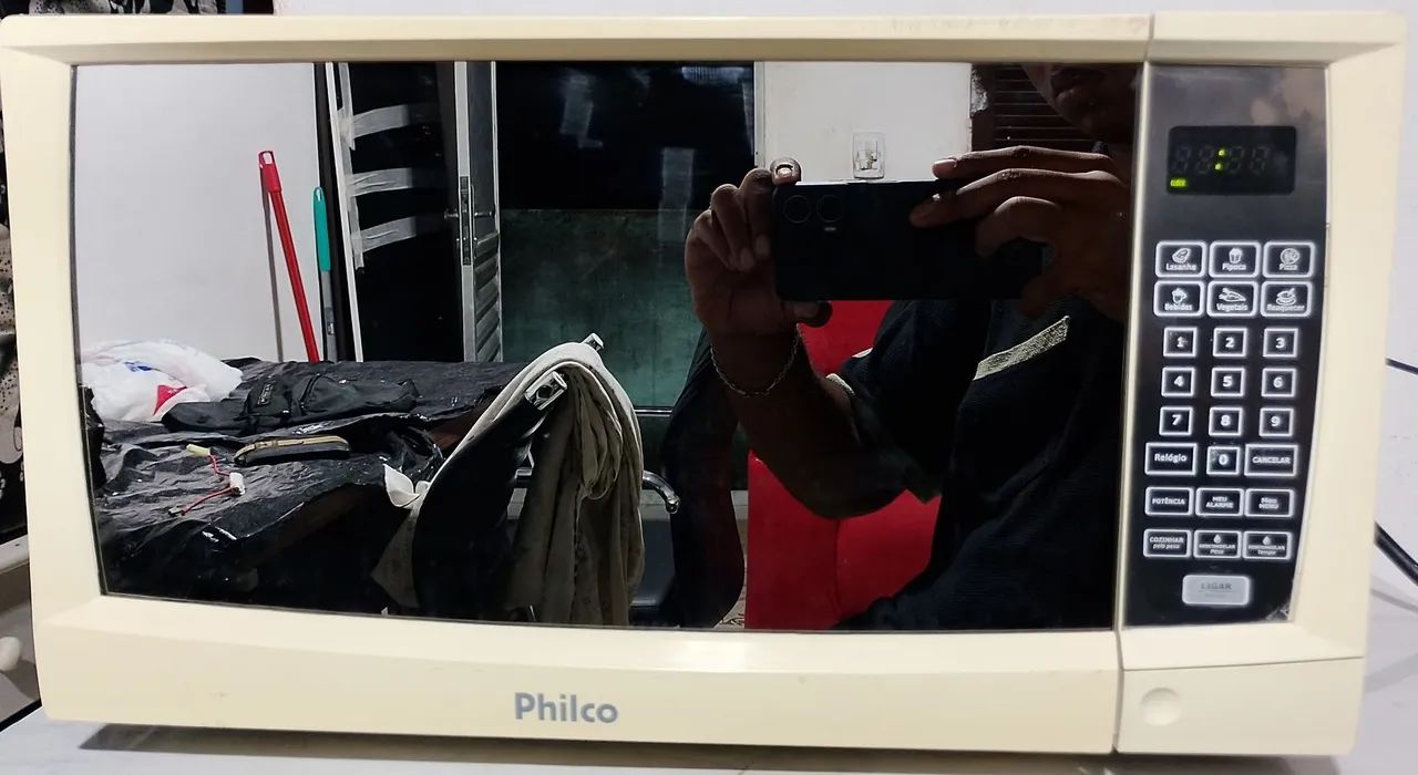 Microondas Philco Espelhado 20L