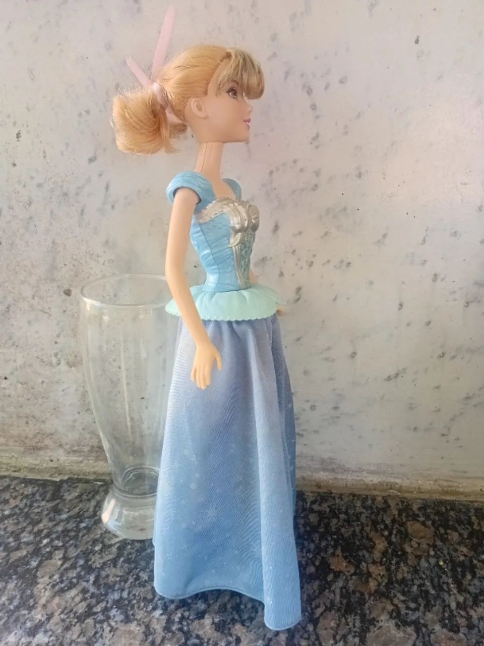 Boneca barbie Cinderela usada  - Foto 3