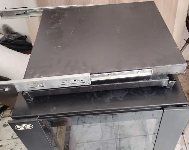 Rack de piso padrão 19 polegadas 16 U com acessórios. - Foto 5