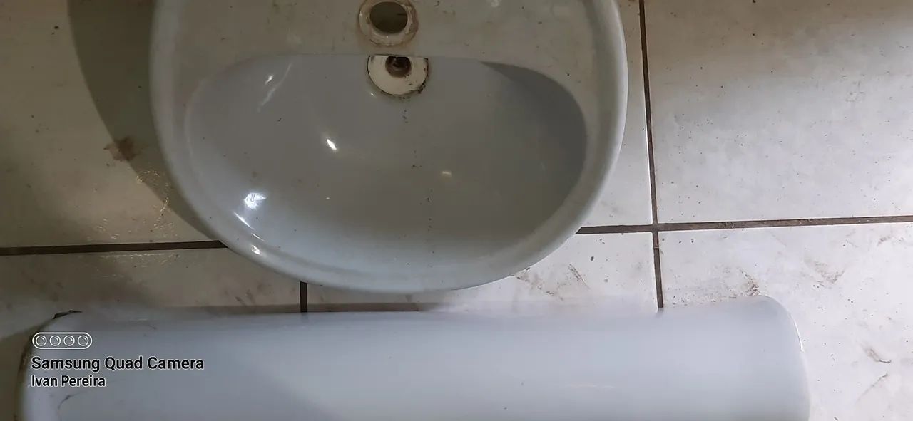 Pia  com apoio para banheiro 