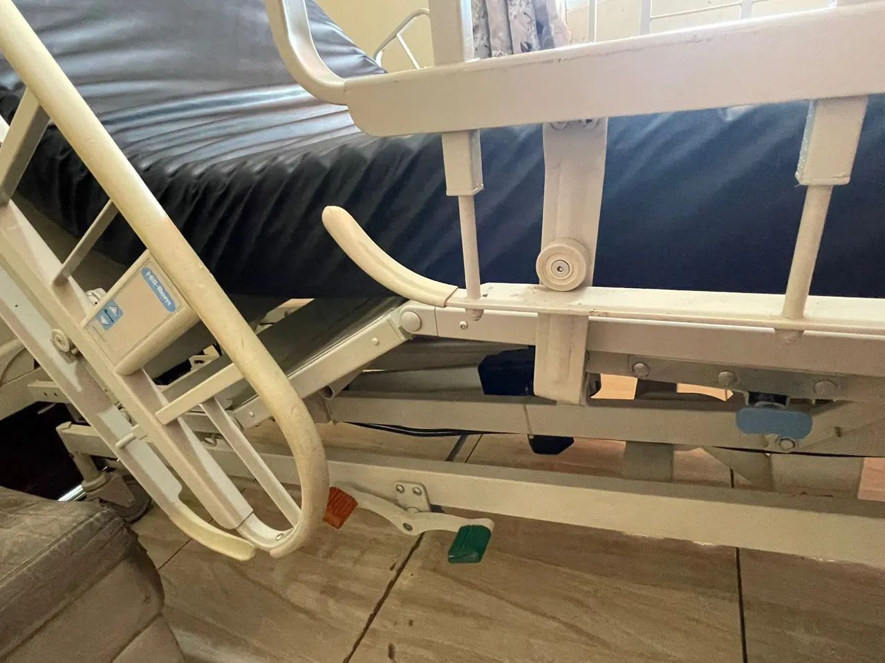 Cama hospitalar elétrica  - Foto 4