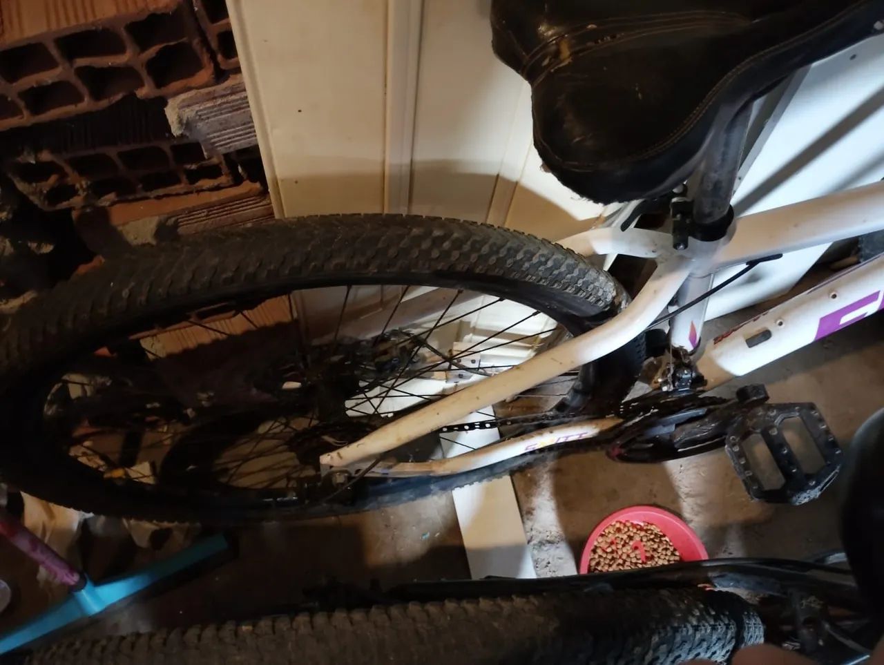 Vendo bicicleta aro 29  - Foto 4