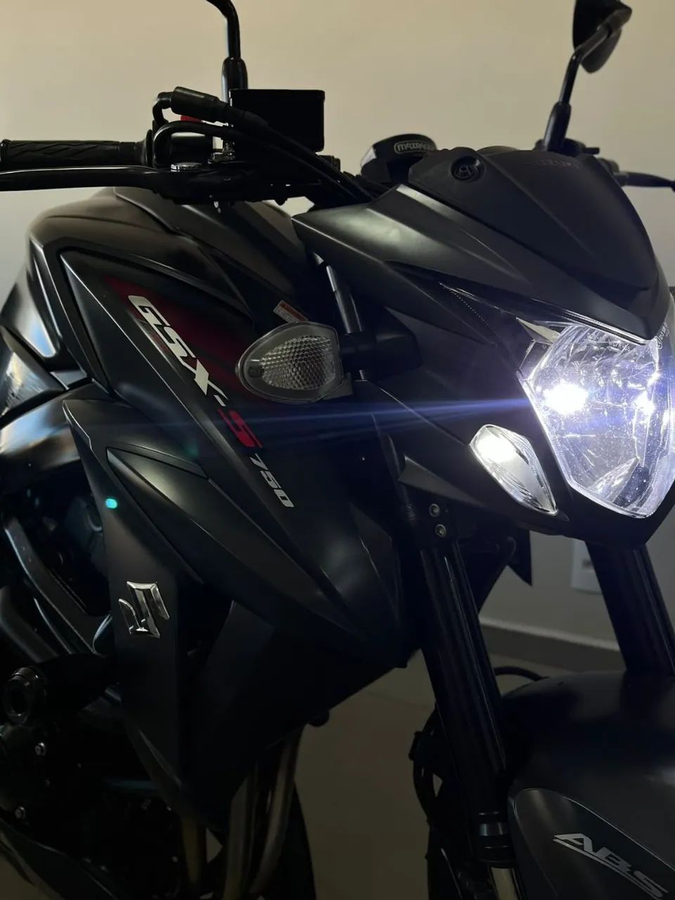 GSX-S 750 PARA EXIGENTES - Foto 3