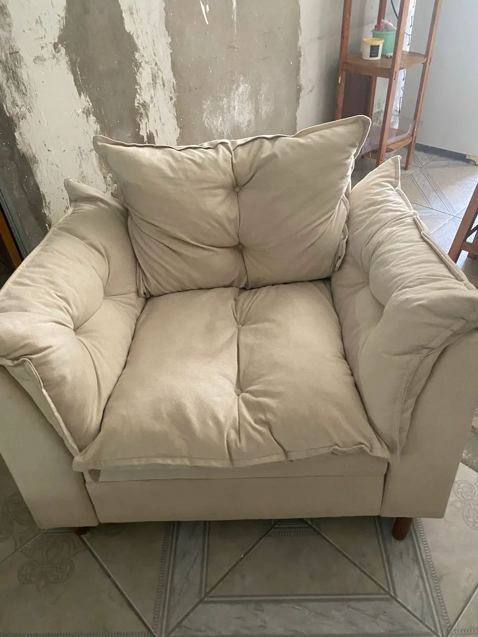 Vende-se poltrona com puf - Foto 4