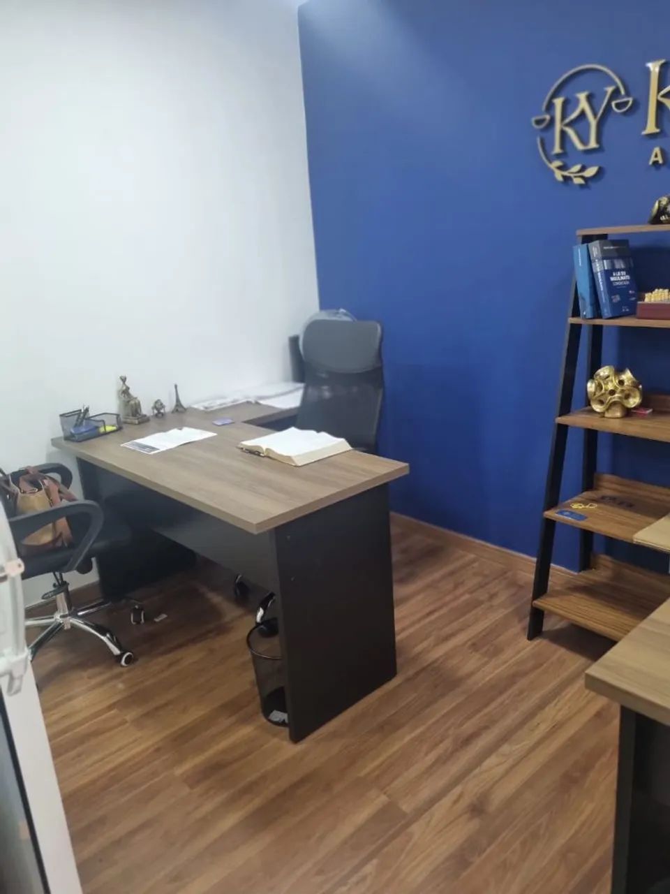 Sala comercial linda, ampla e toda reformada - Foto 4