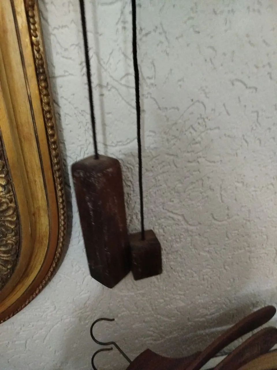 Relógio antigo em madeira  - Foto 2