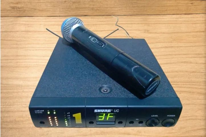 Microfone Sem Fio Shure PROFISSIONAL UC2 + Receptor UC4 UHF