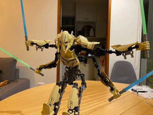 Action Figure do General Grievous - Boneco Star Wars 32cm Blocos de Construção Lego - Foto 4