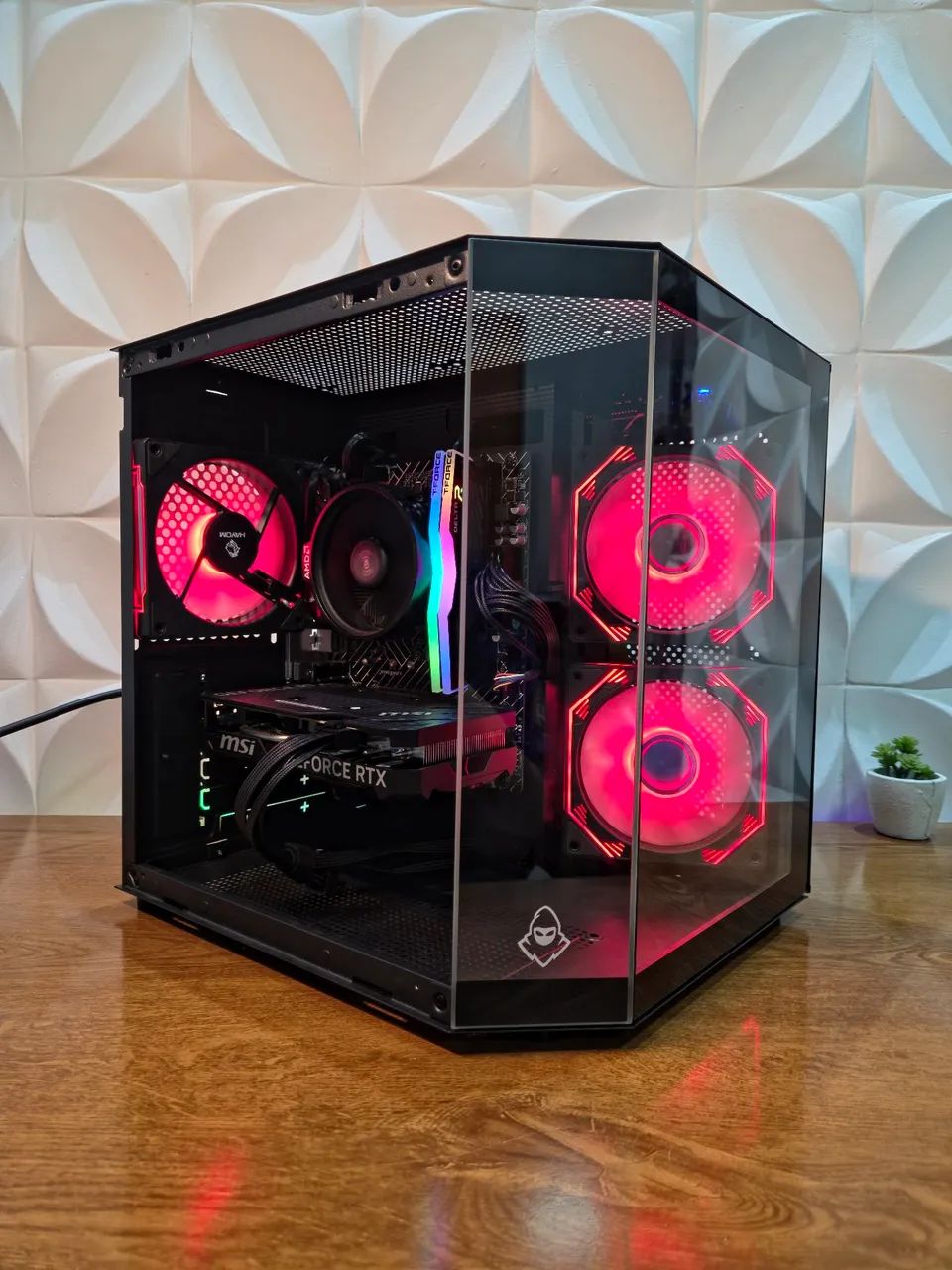 PC GAMER - RTX 4060TI + RYZEN 5