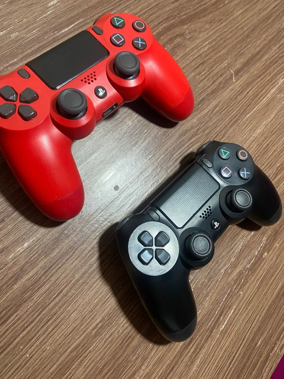 Controles de ps4 ORIGINAIS 300 os dois!!  - Foto 2