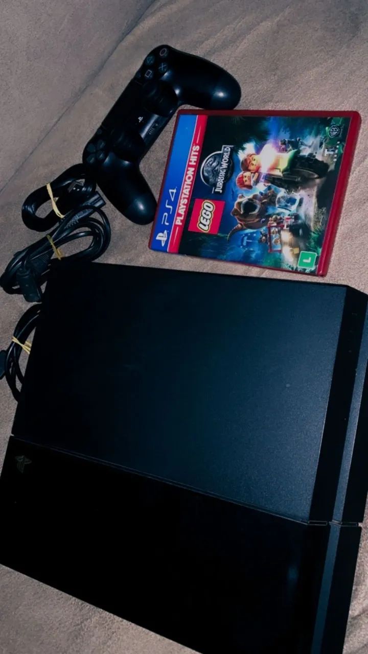 VENDE-SE PLAY 4 