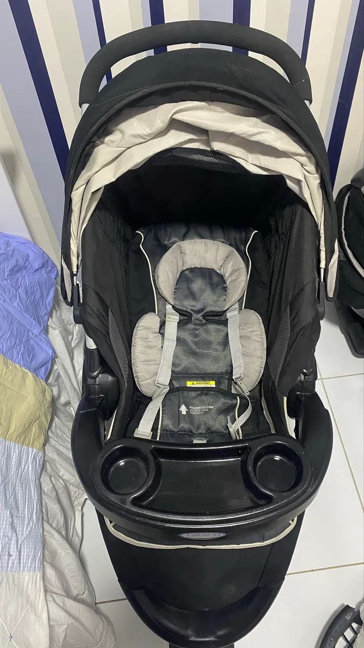 Carrinho de bebê e bebê conforto  - Foto 3