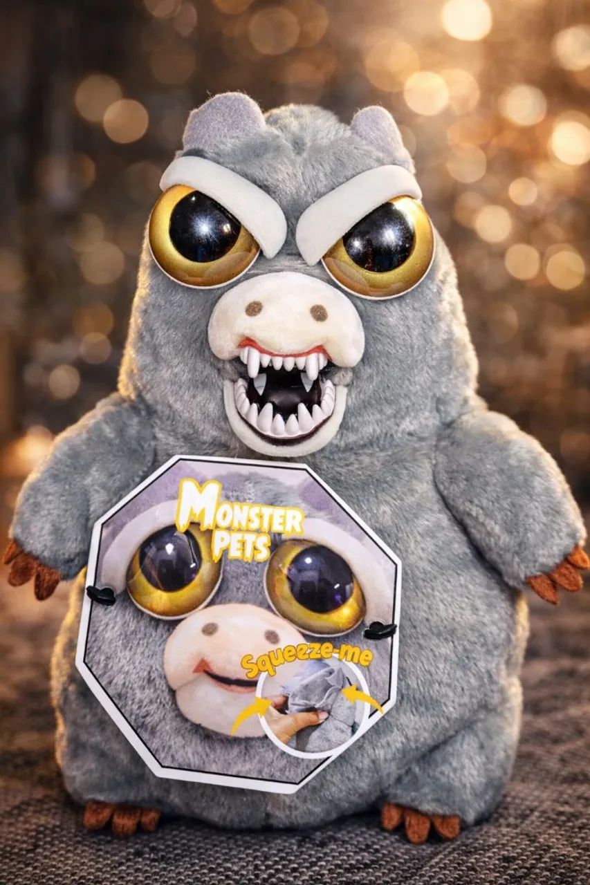 Pelúcia Feisty Pets Chomper City- Stomper The Kaij 