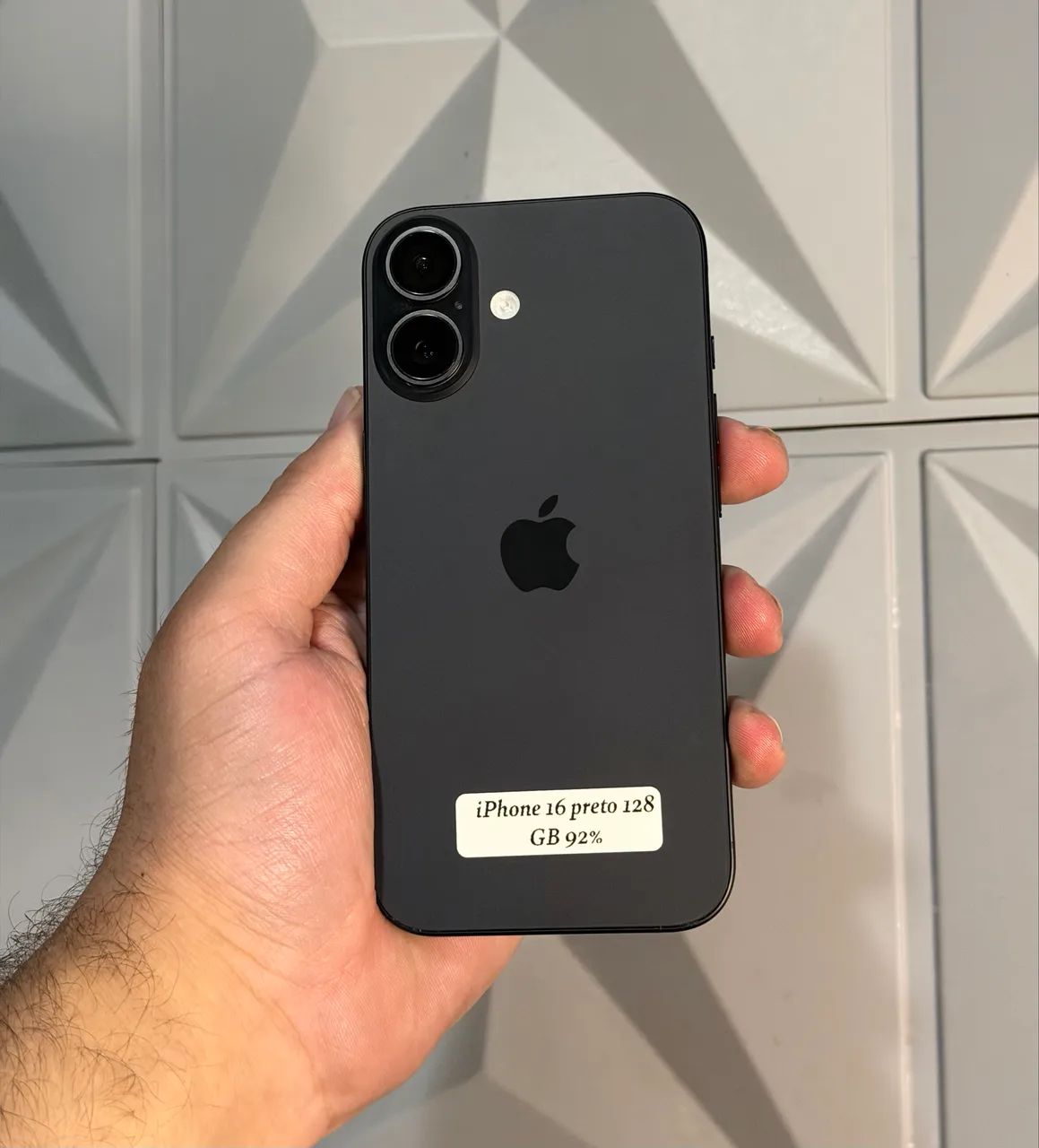 iPhone 16 preto 128 Gb 92% 