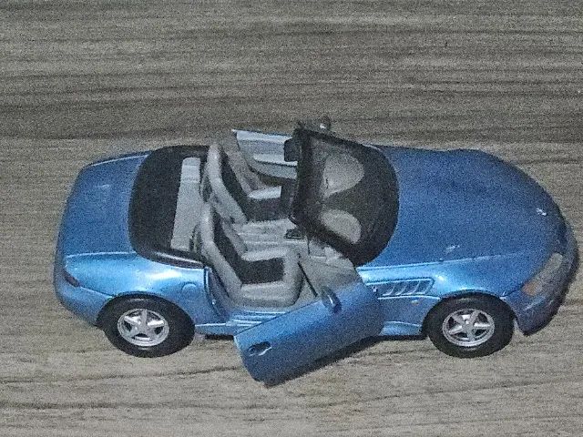 4 Miniatura de Carro Maisto Free Wheels  - Foto 3