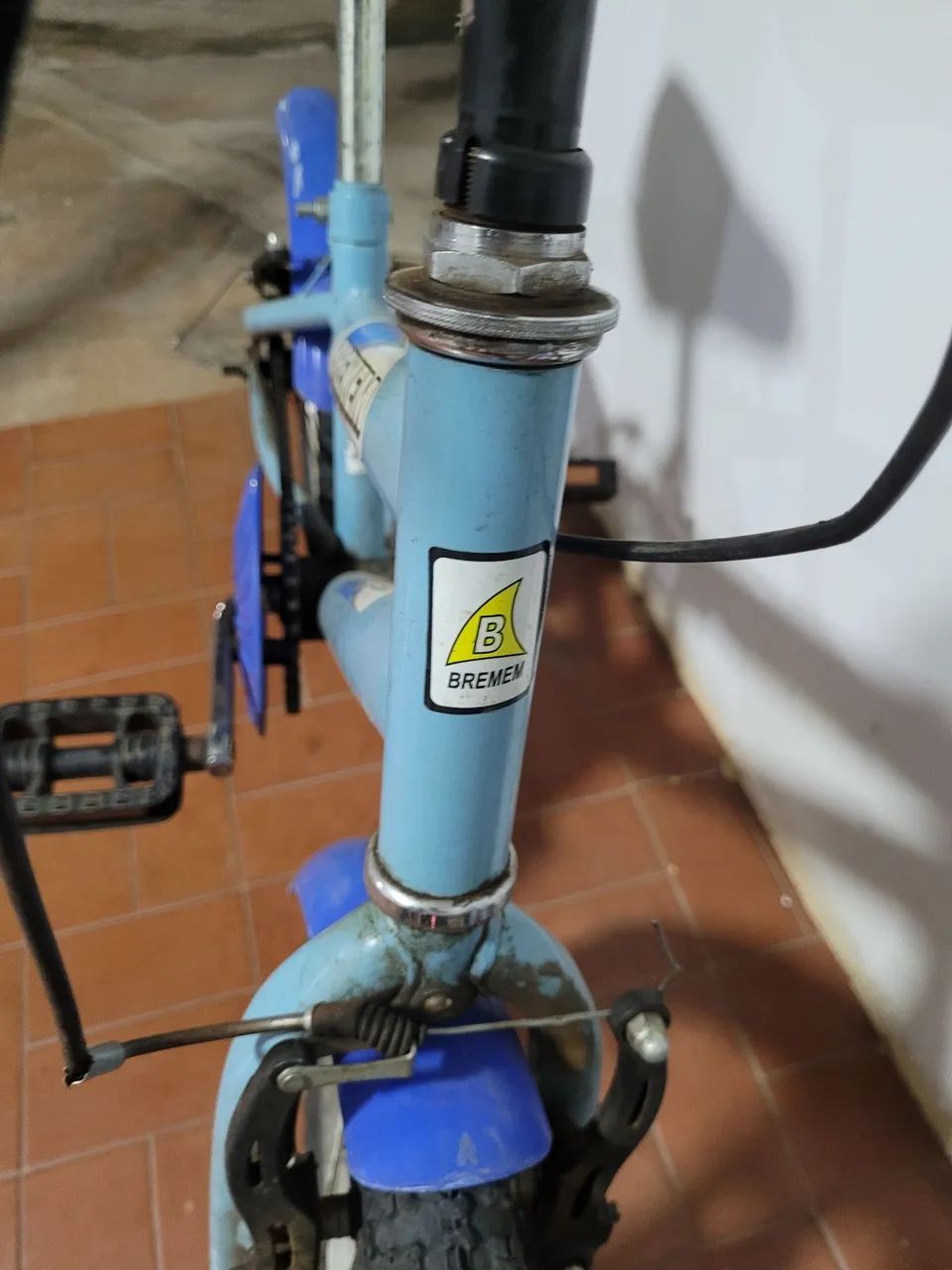 Bicicleta infantil aro 16 em excelente estado  - Foto 5