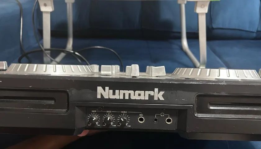 Controladora Numark Mixdeck Express - Foto 2