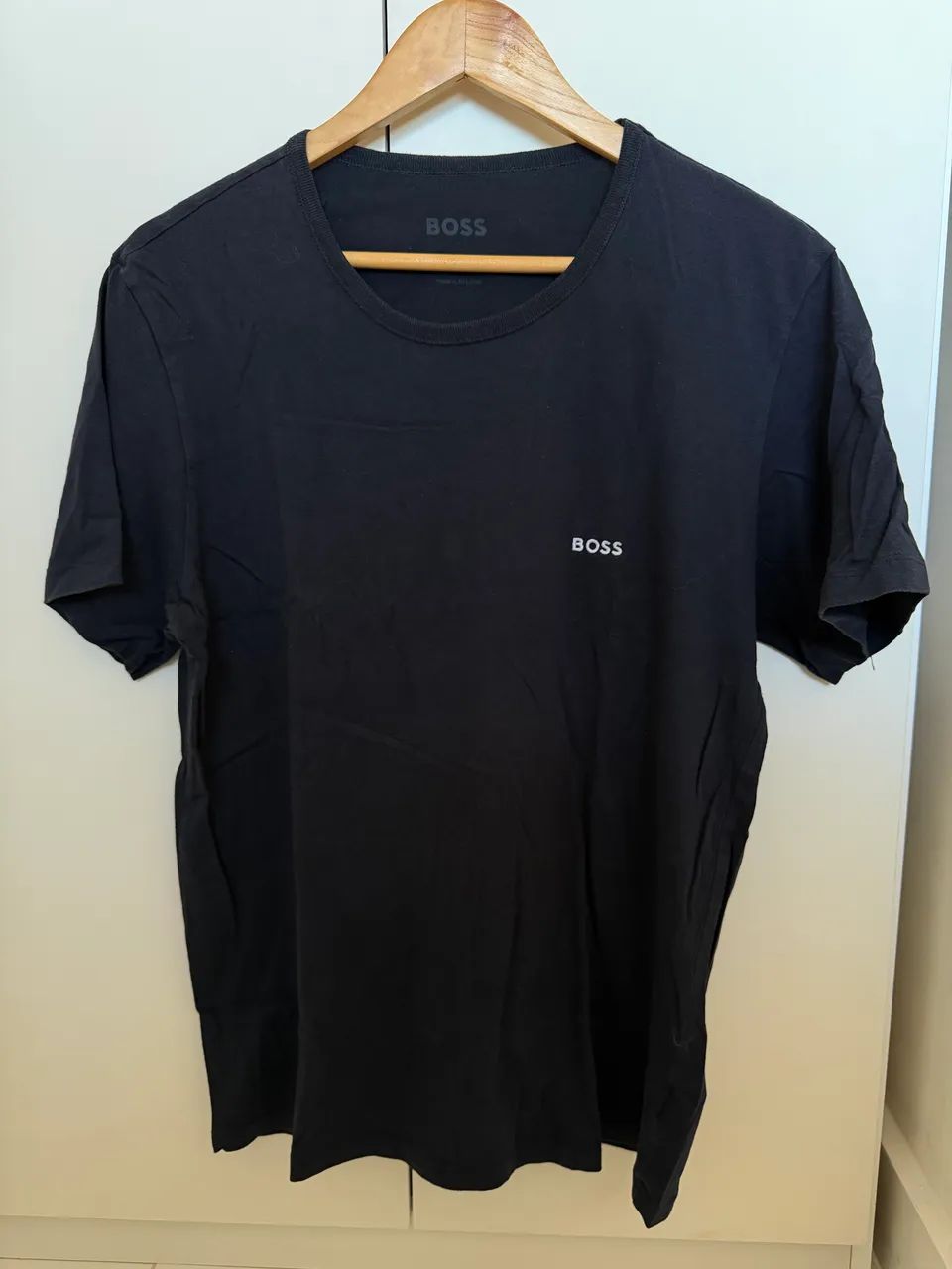 2 camisas Hugo Boss