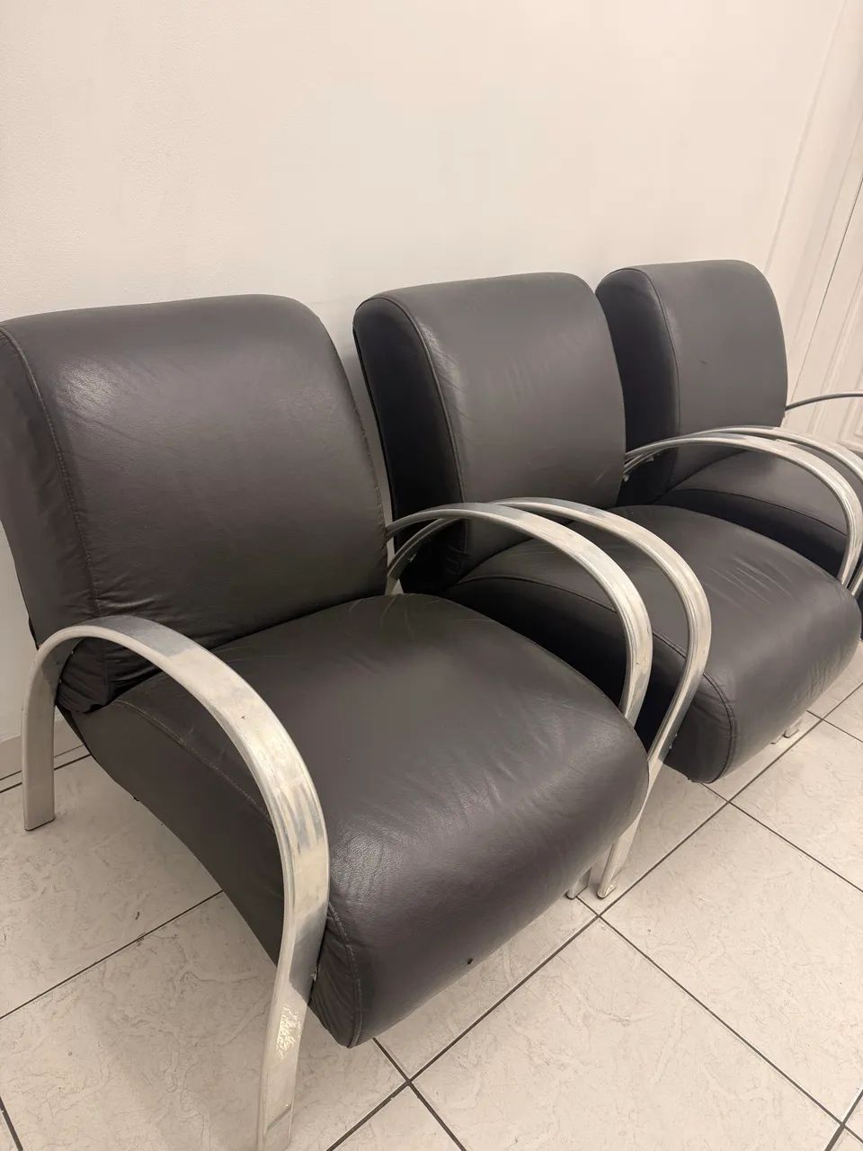 Poltronas em Courino Seminovas  - Foto 4