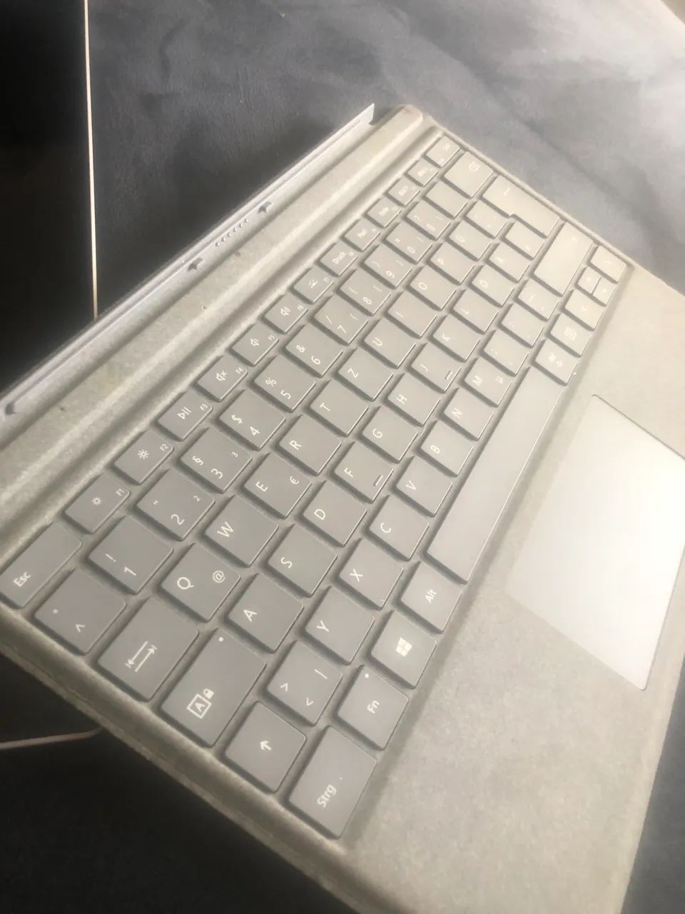Windowsノート本体 Surfafe Pro 4 i7-6650U/8GB/256GB SSD Microsoft Surface Pro 4 - スペック、テスト、価格 | LaptopMedia 日本