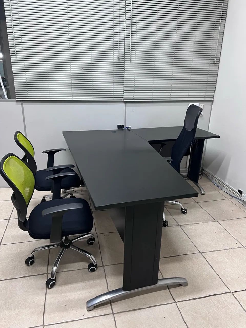 Mesa de escritório em L  - Foto 4
