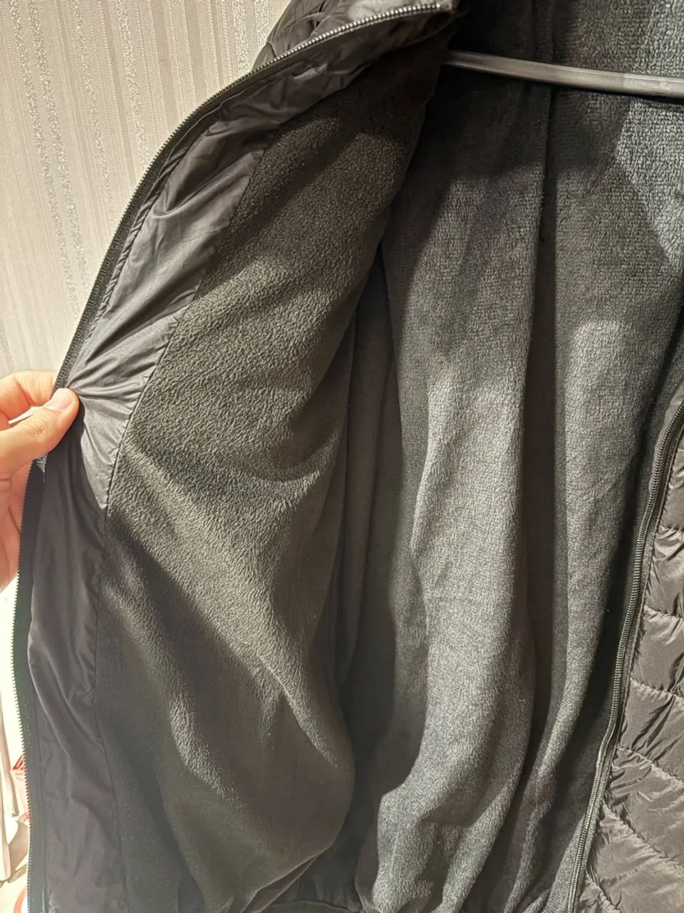 casaco puffer com capuz preto p - Foto 2