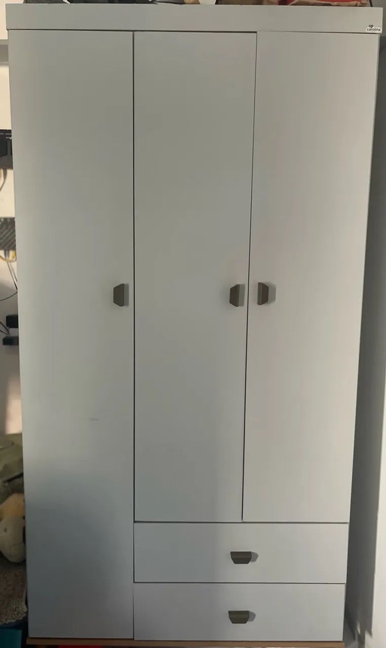Guarda-roupa infantil 