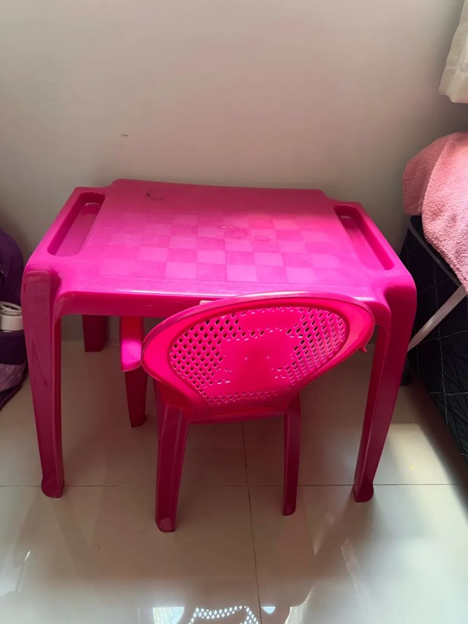 Mesa e cadeira infantil  - Foto 2