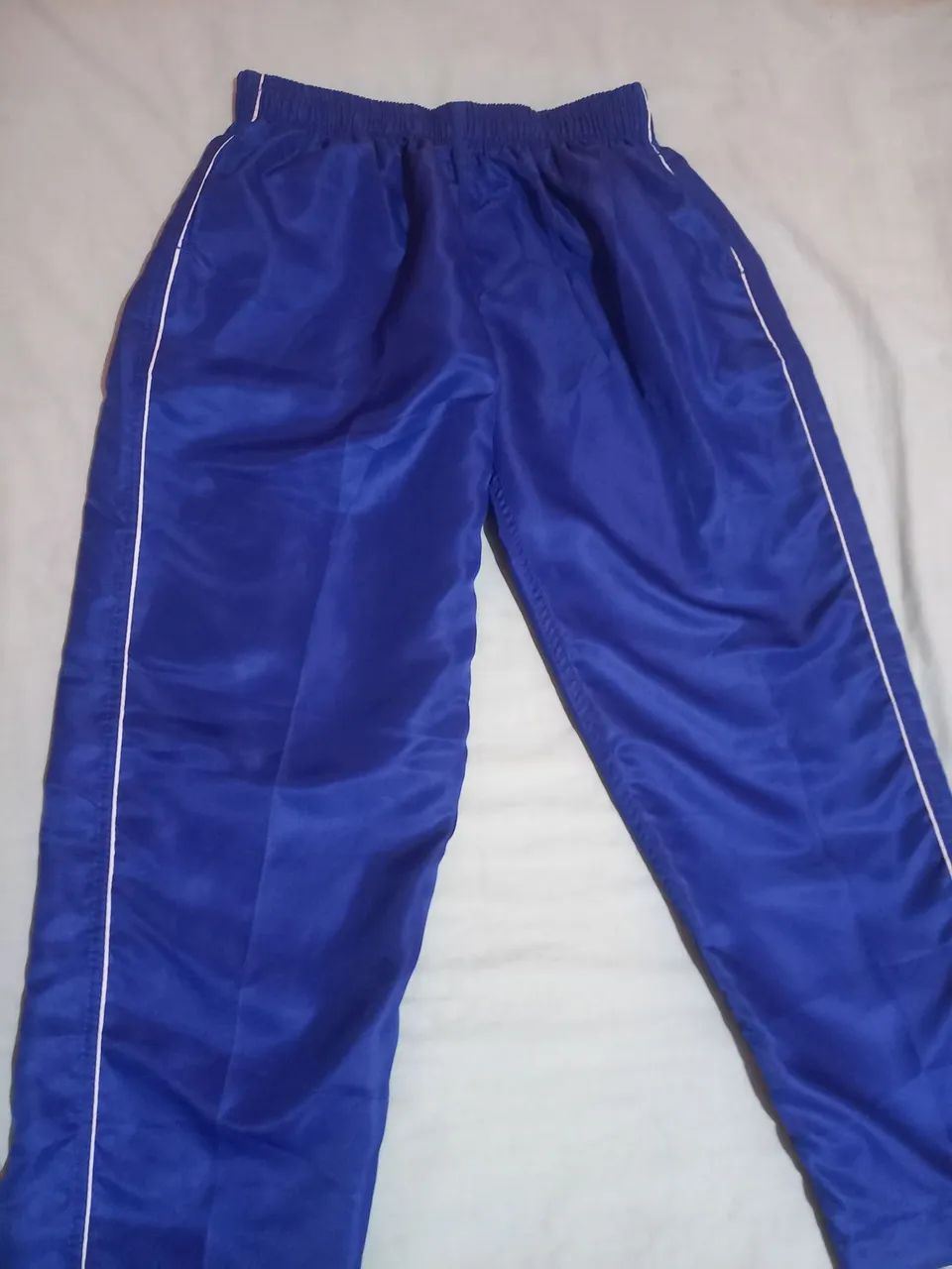 Calça tactel masculina azul.