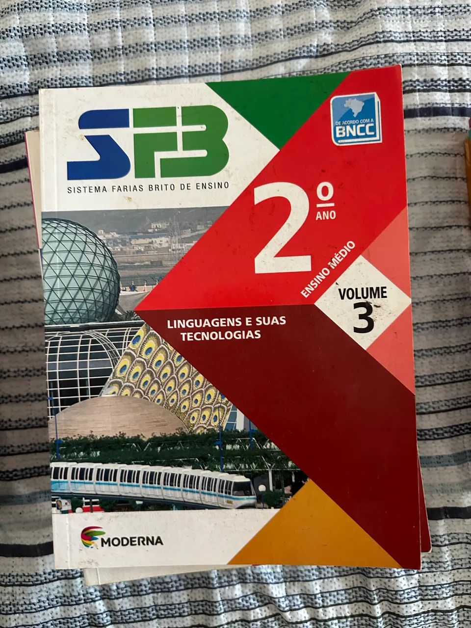 Livro sistema Farias Brito 2 ano médio  - Foto 3