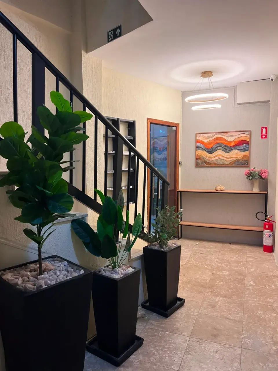 Ampla Sala Comercial com 155 m² no subsolo do Empresarial Santa Rita de Cássia - Foto 4