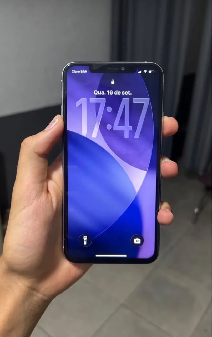 iPhone 11 Pro Max 64GB - Tudo Funcionando Perfeitamente - Foto 2