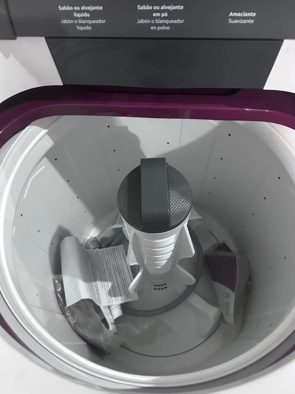 Vende-se máquina de lavar nova