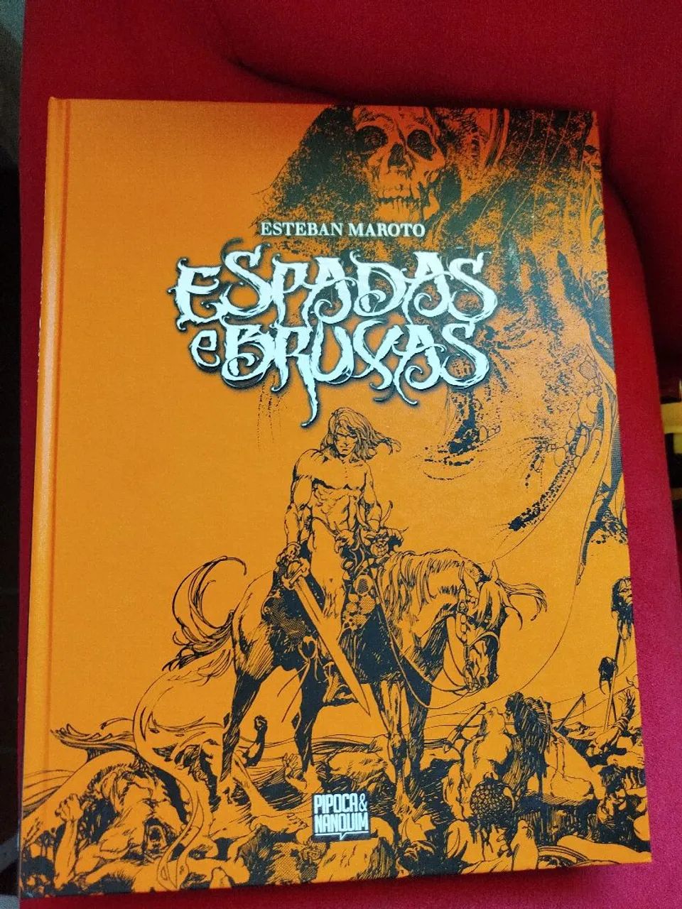 Espadas e bruxas 