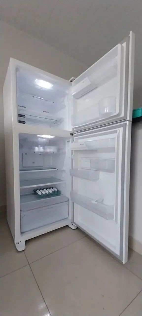 GELADEIRA ELECTROLUX, SEMI NOVA,  431 litros - Foto 3
