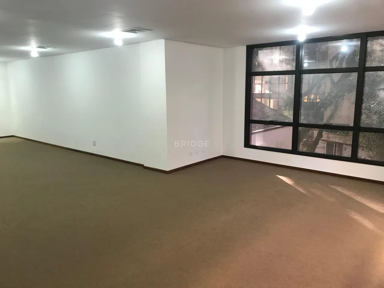Sala Moinhos de Vento com vaga - Foto 3