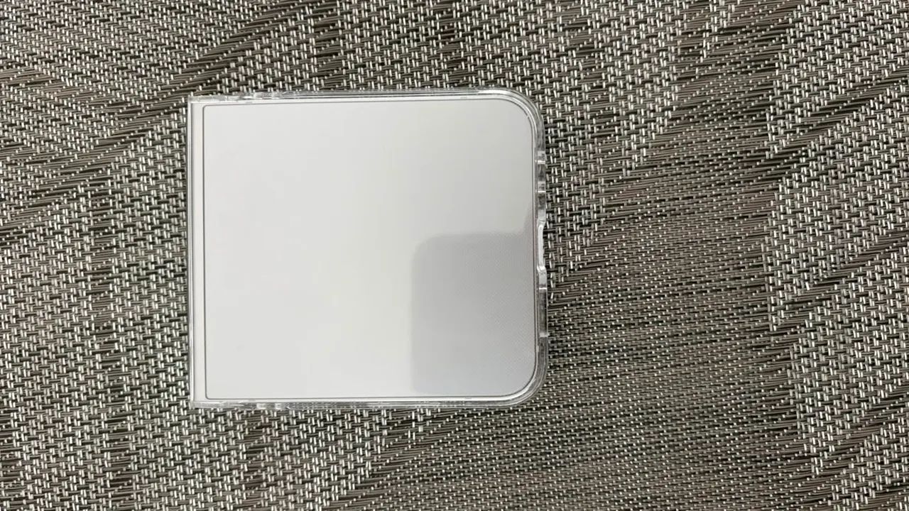 Samsung Galaxy Z Flip 6 - Foto 4