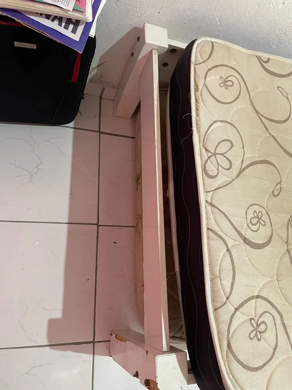Cama de solteiro com 2 colchões  - Foto 3
