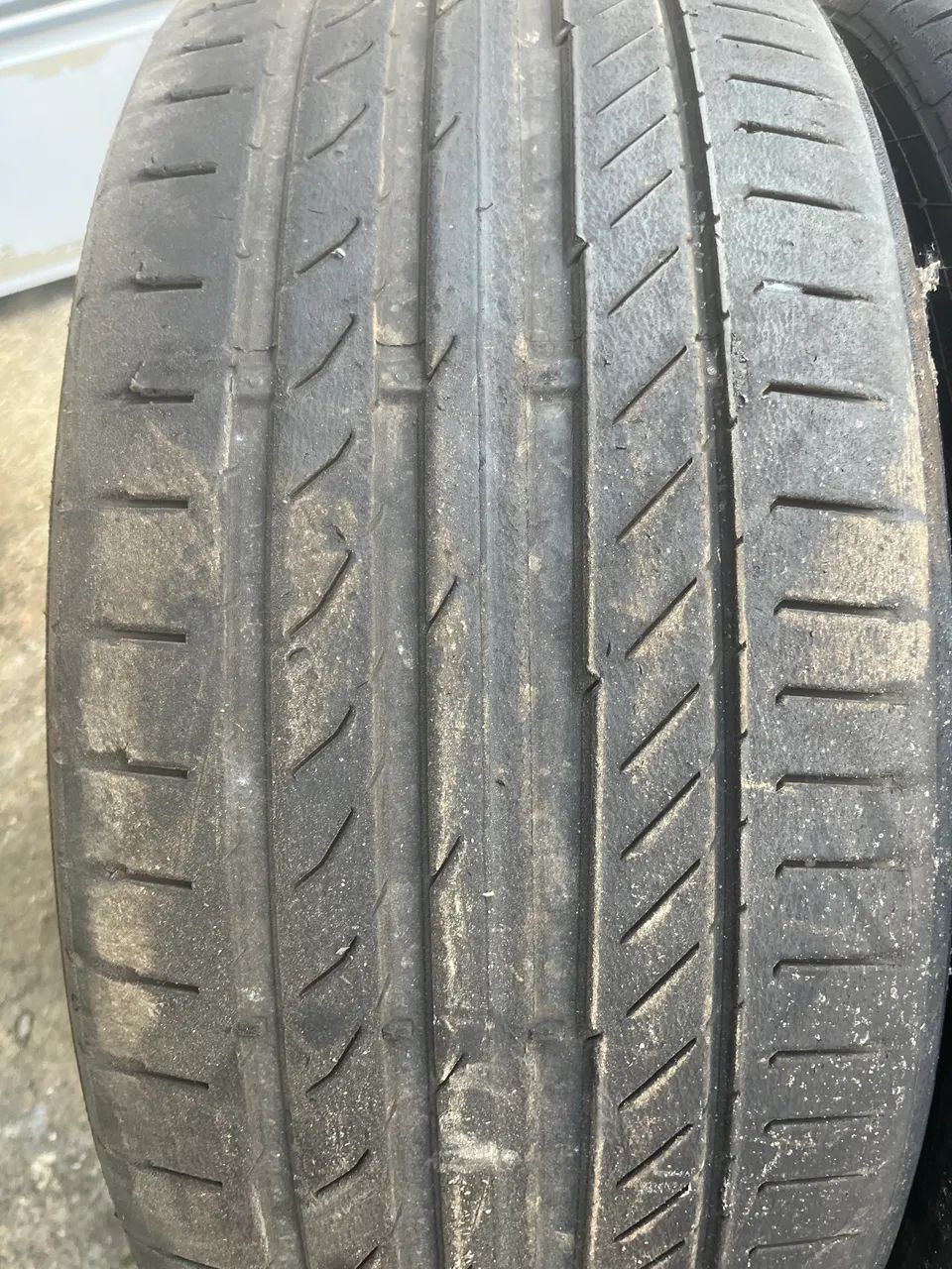 4 Pneus 235/40 ZR 20 Continental - Peças para carros, vans e