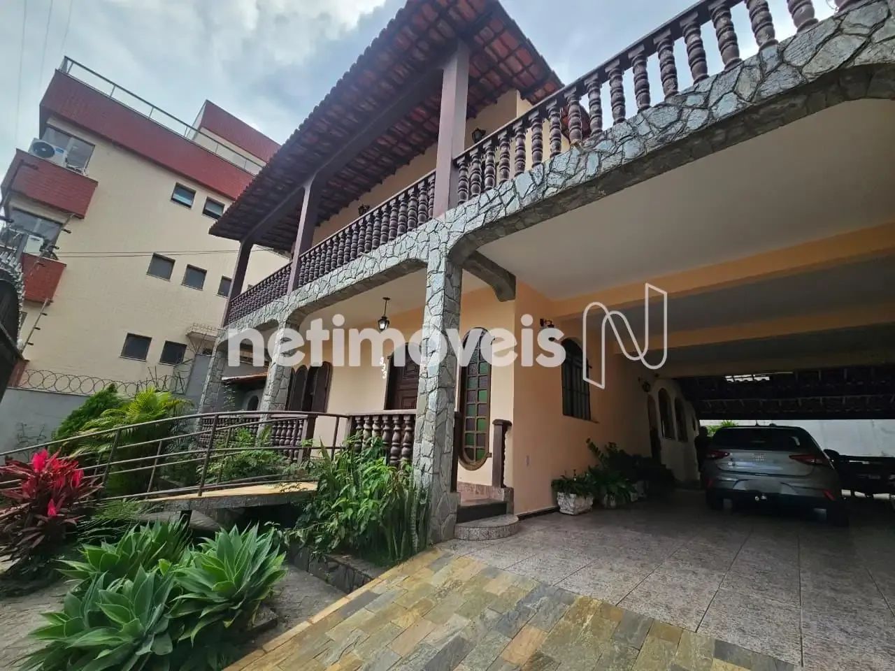 Casa de 04 quartos com 01 suíte e 06 vagas no Minas Brasil - Foto 2