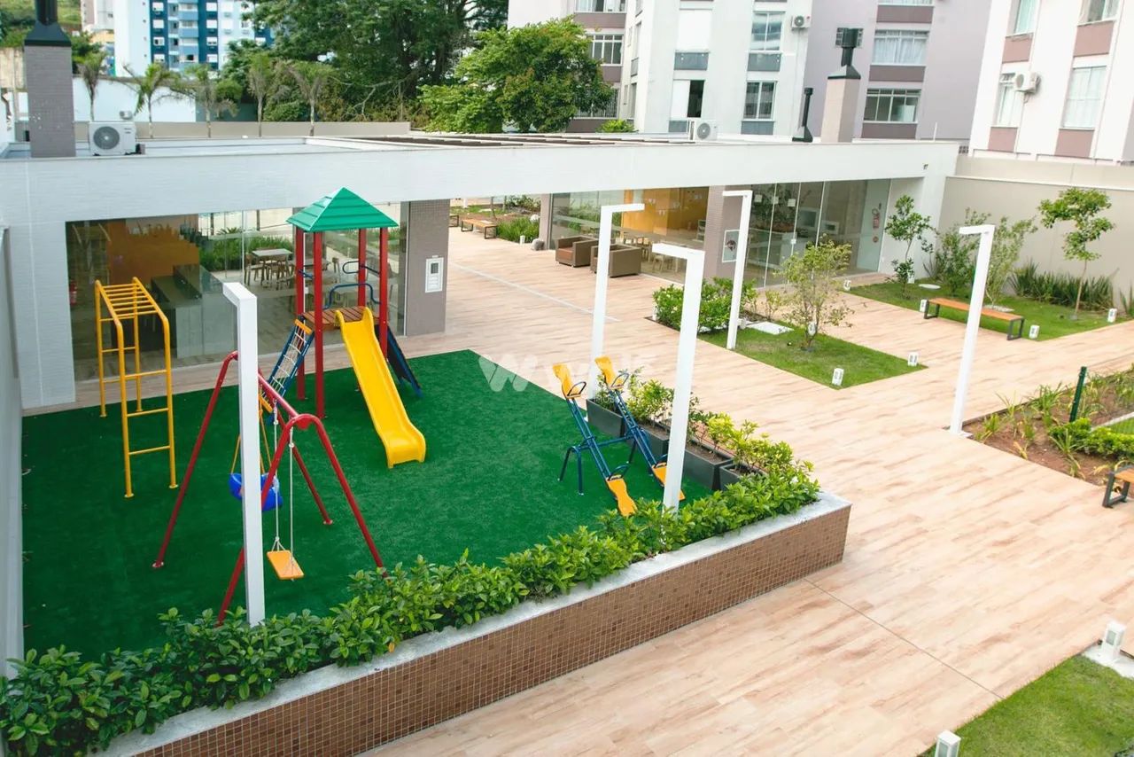 Apartamento à venda em Itacorubi, Florianópolis - Desocupado