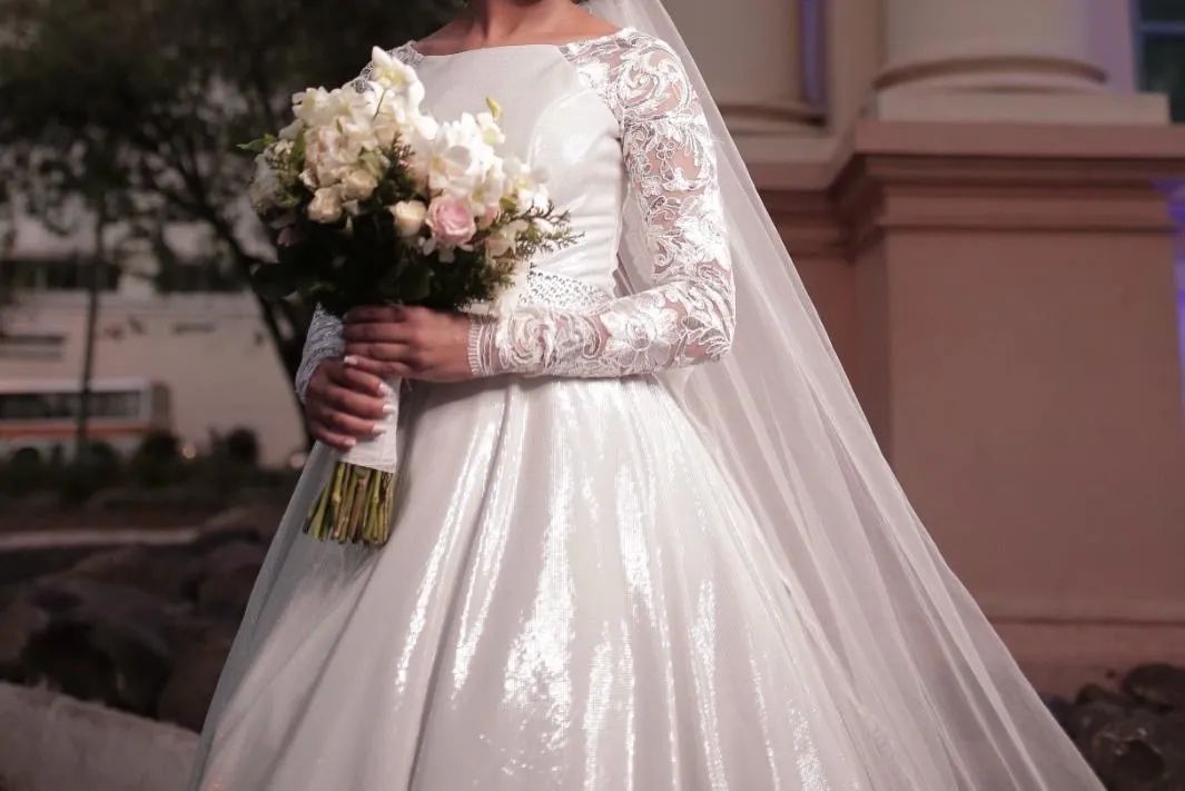 VENDO VESTIDO DE NOIVA 