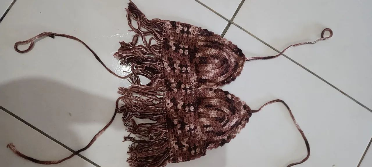 Blusa P de crochê