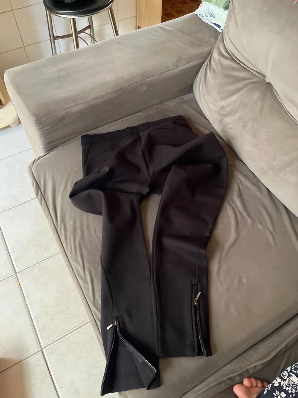 Calça preta  - Foto 2