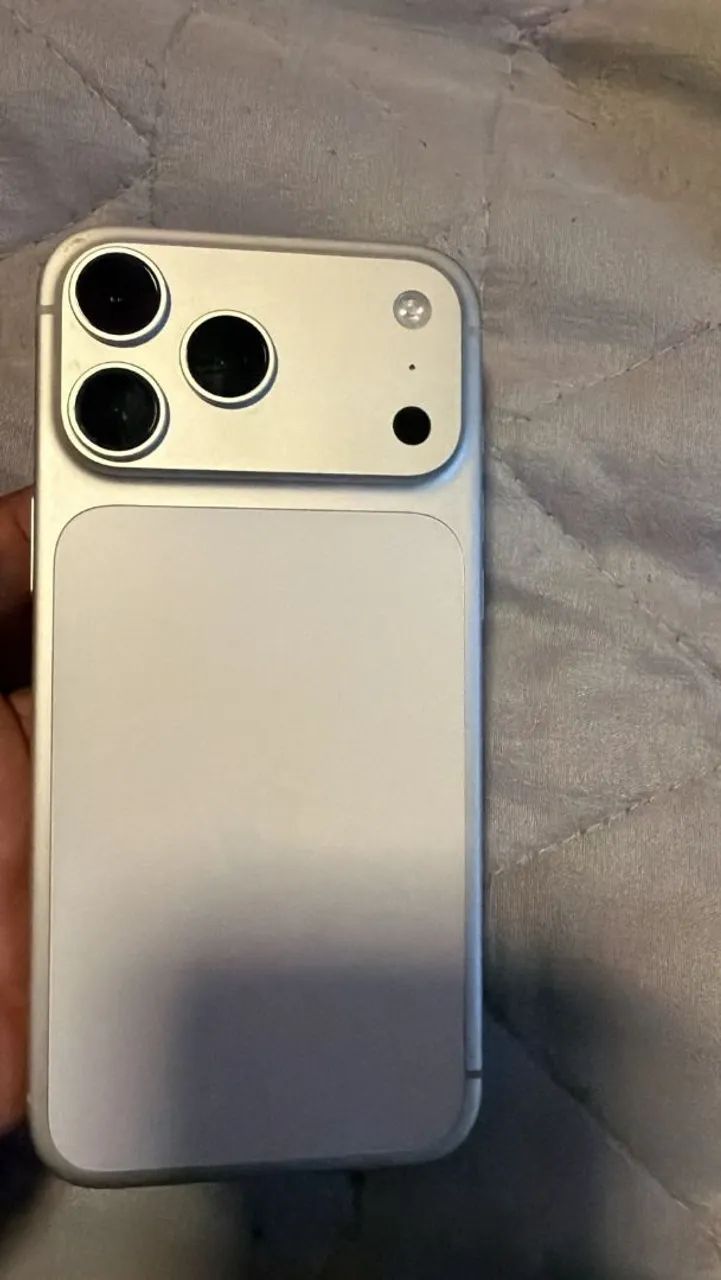 iPhone 17 Pro Max silver - bateria 100%  - Foto 2
